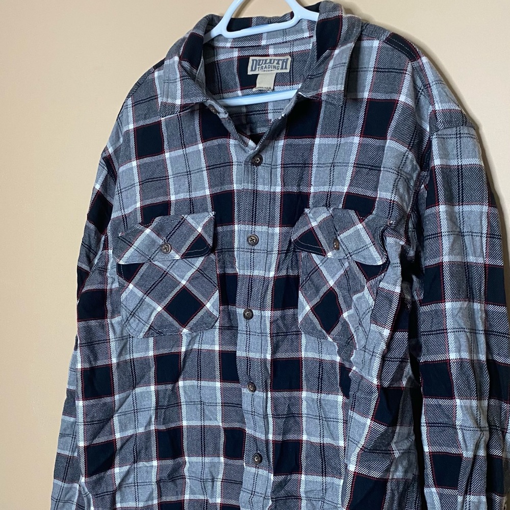 Never worn Mens Duluth flannel. XXL Tall!